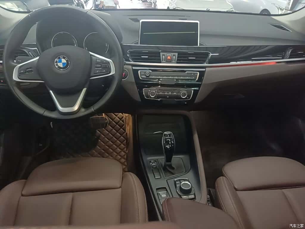 BMW X1, 2020 10