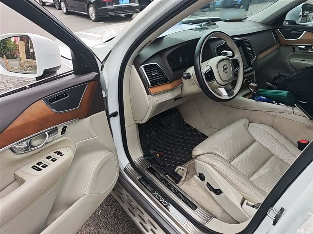 Volvo XC90, 2015 16