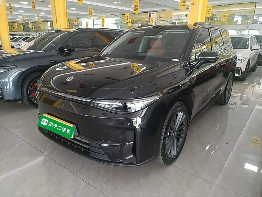 Leapmotor C16
