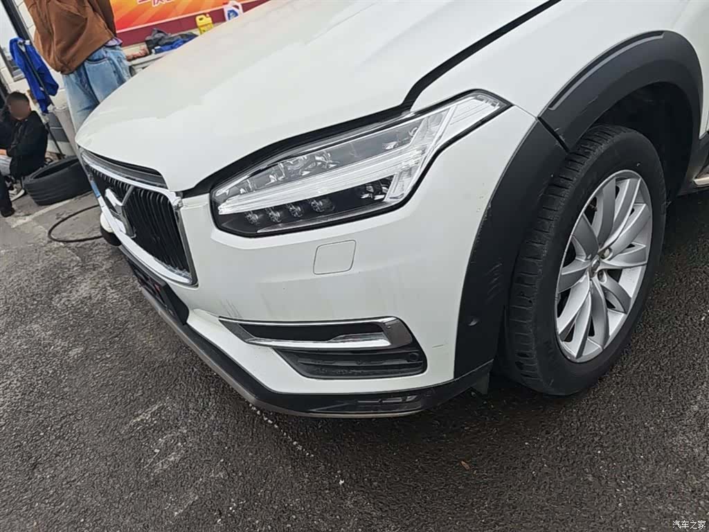 Volvo XC90, 2015 24