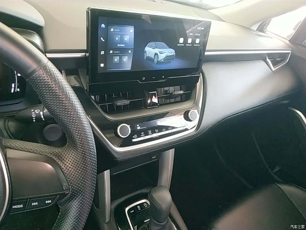 Toyota Frontlander, 2024 13