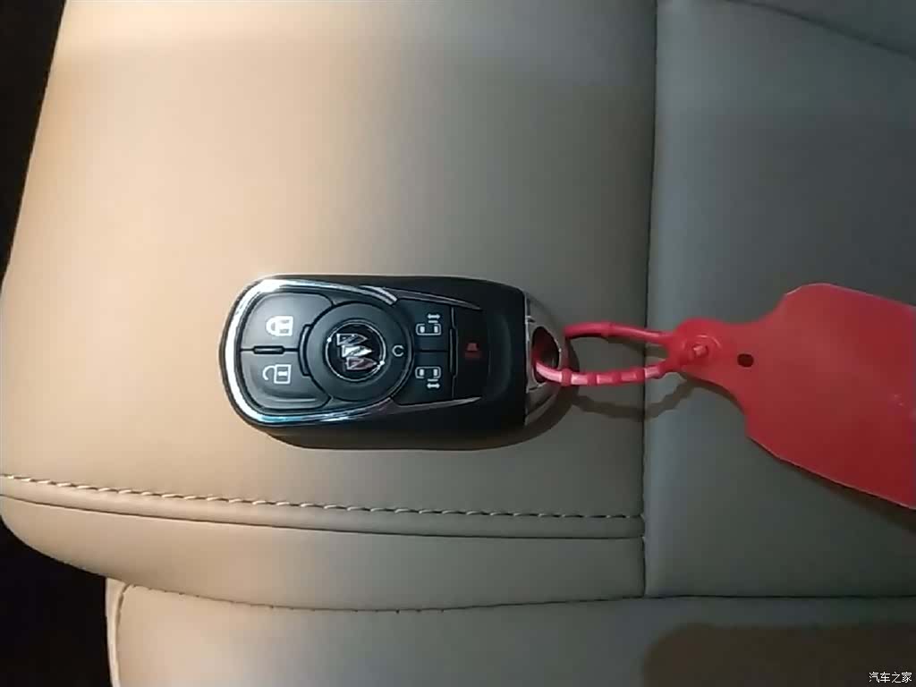 Buick GL8, 2021 9