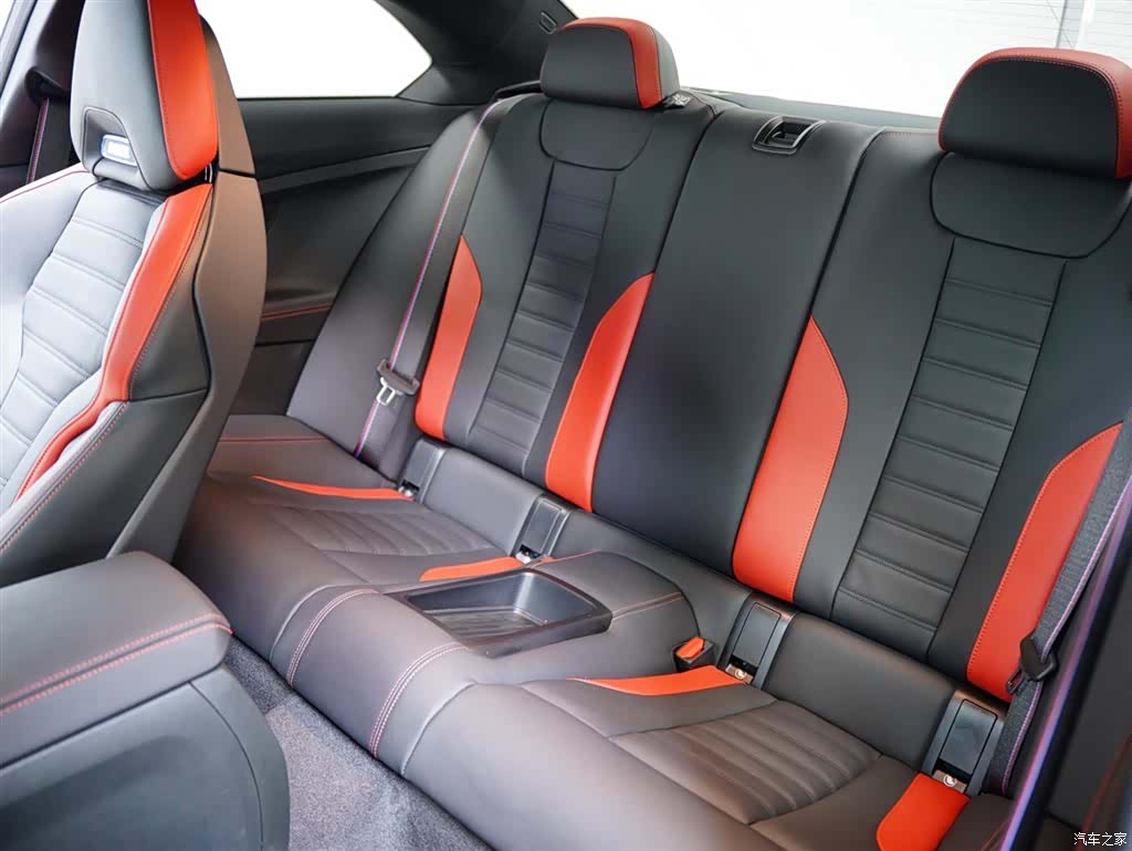 BMW M2, 2026 35