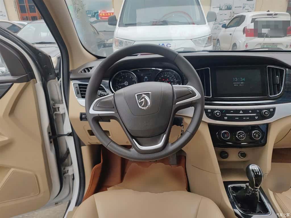 Wuling 730, 2018 11