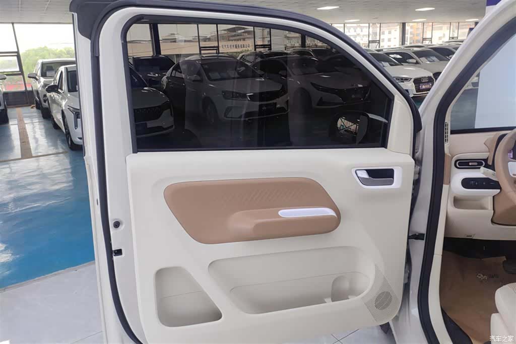 Wuling MINIEV, 2024 7