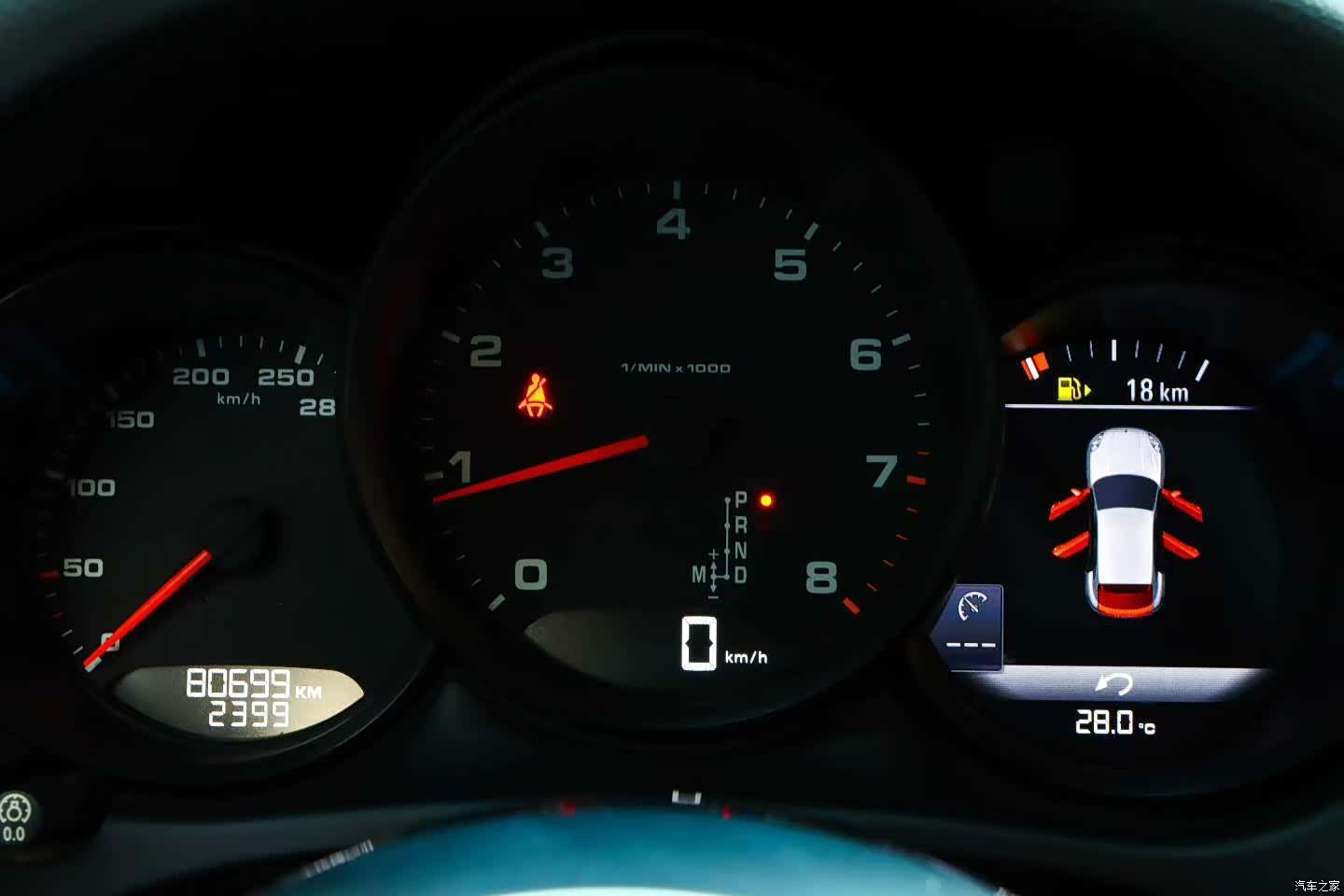 Porsche Macan, 2018 8