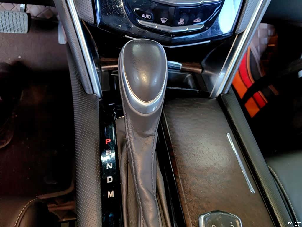 Cadillac XTS, 2018 14