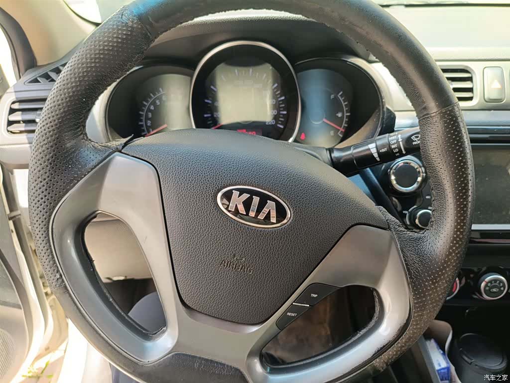 Kia K2, 2016 11