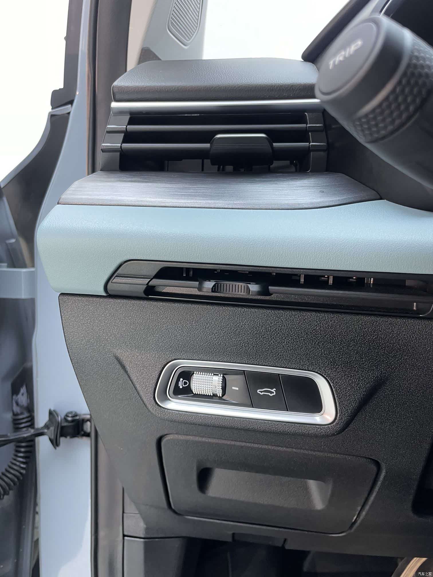 Geely Emgrand, 2024 16