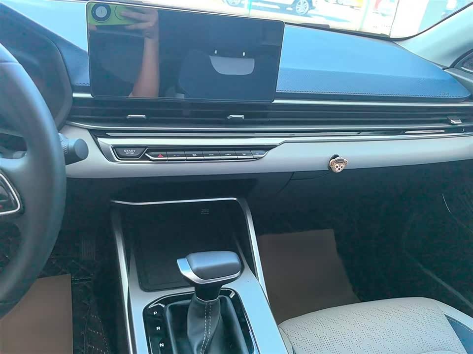 Geely Emgrand Geely Emgrand