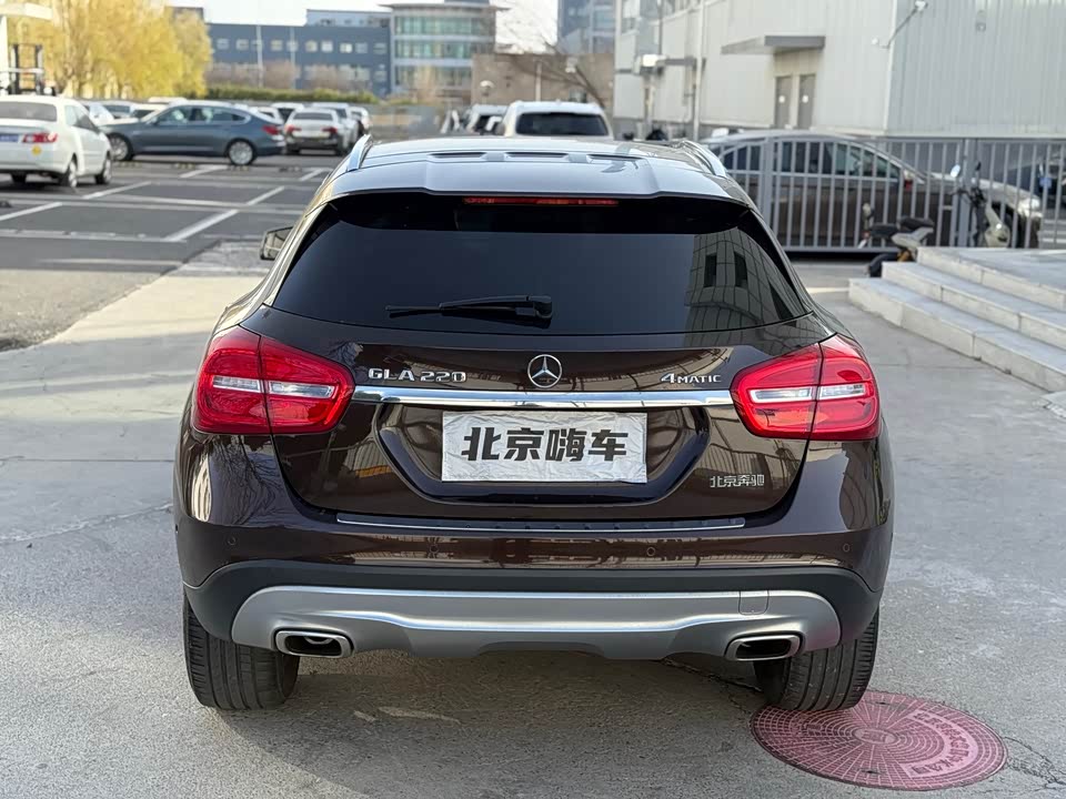 Mercedes-Benz GLA