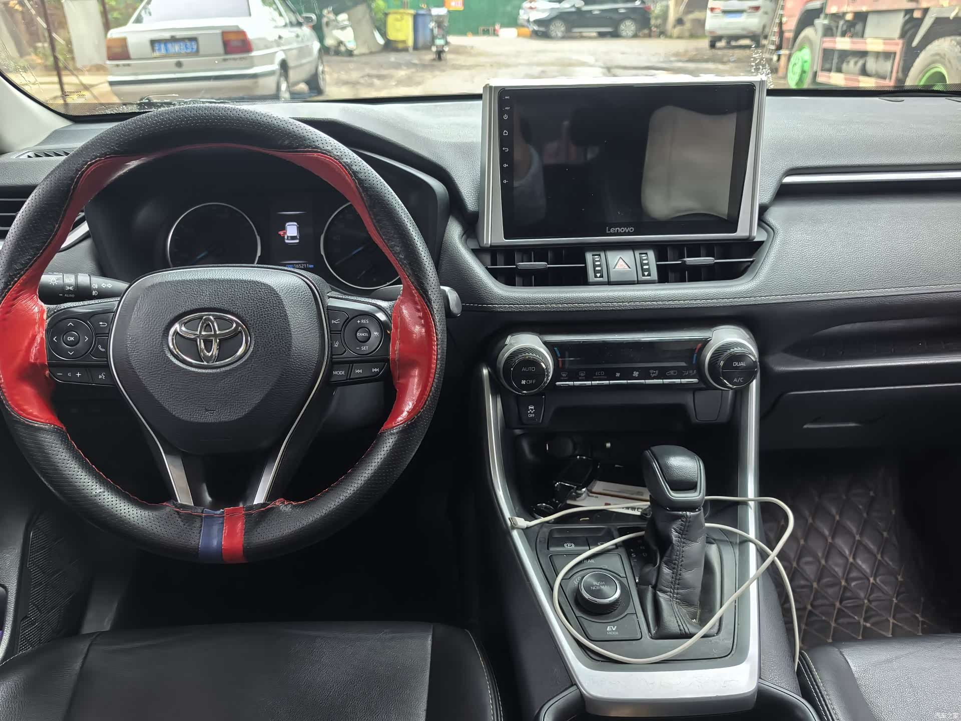 Toyota Wildlander, 2020 9