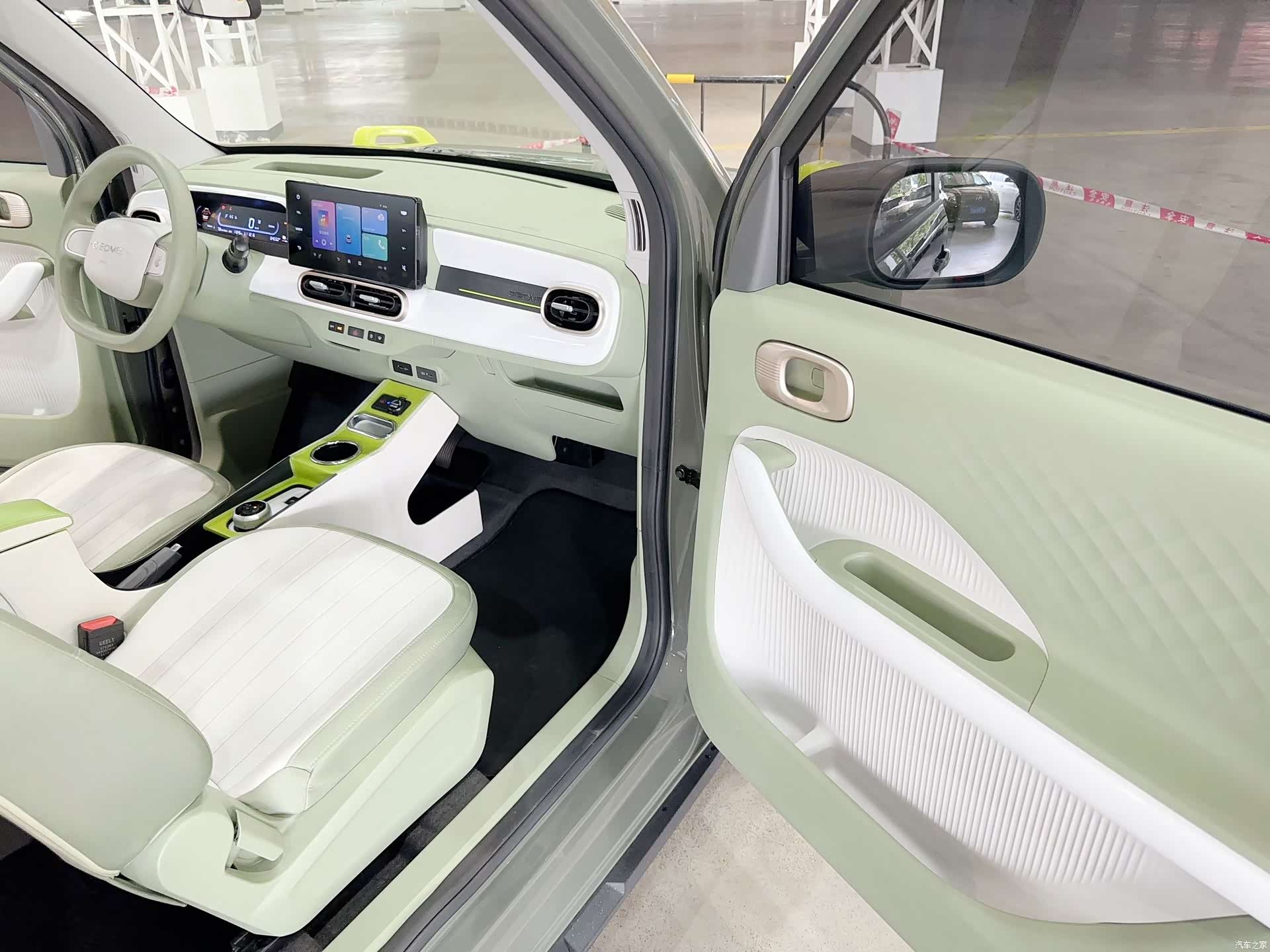 Geely Panda, 2024 8