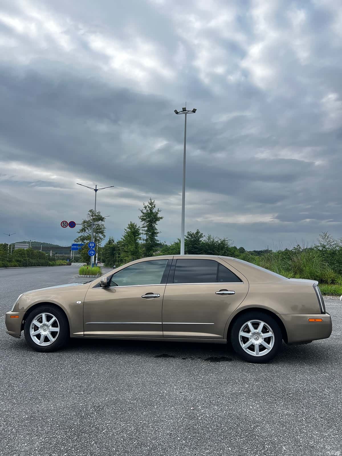 Cadillac SLS, 2009 4