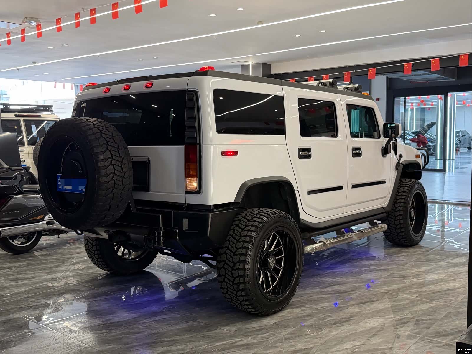 Hummer H2, 2004 9