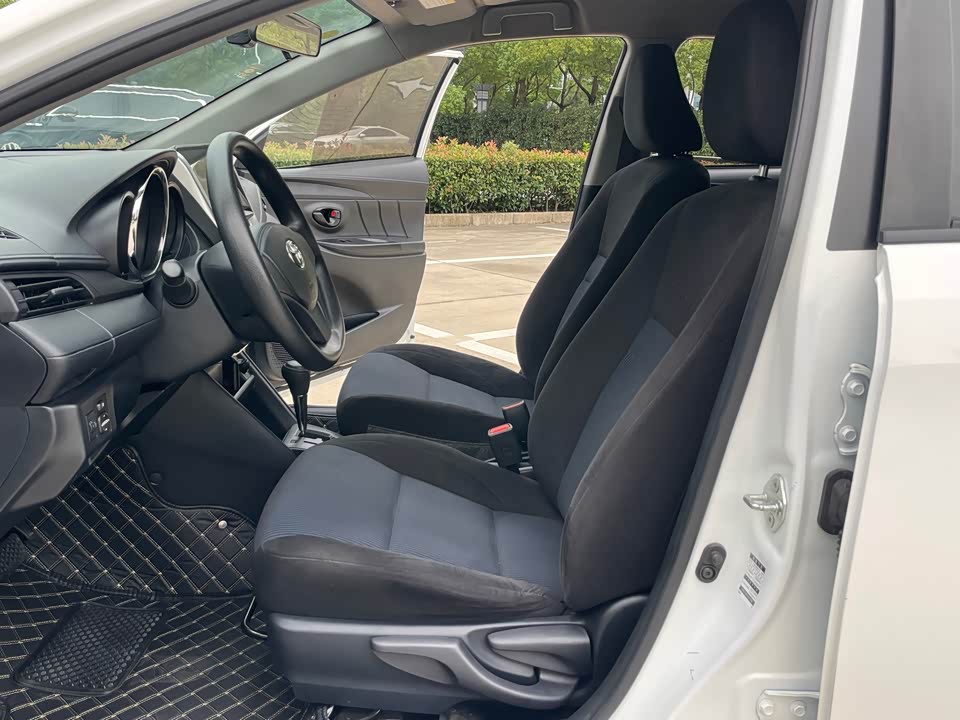 Toyota YARiS L Zhixuan