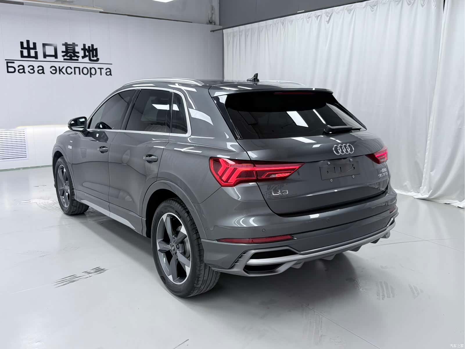 Audi Q3, 2022 4
