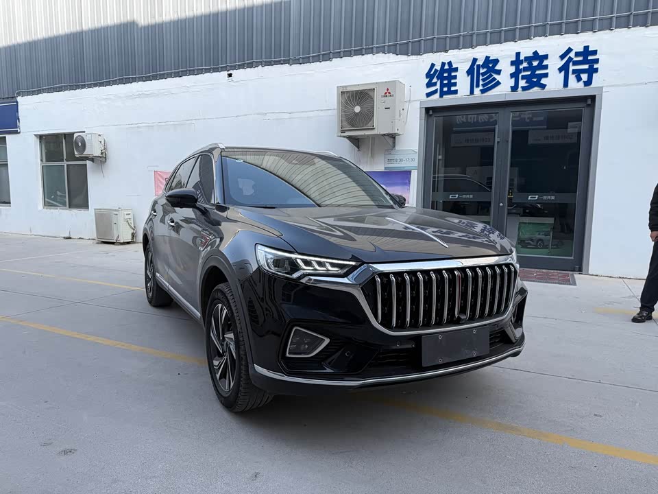 Hongqi HS5