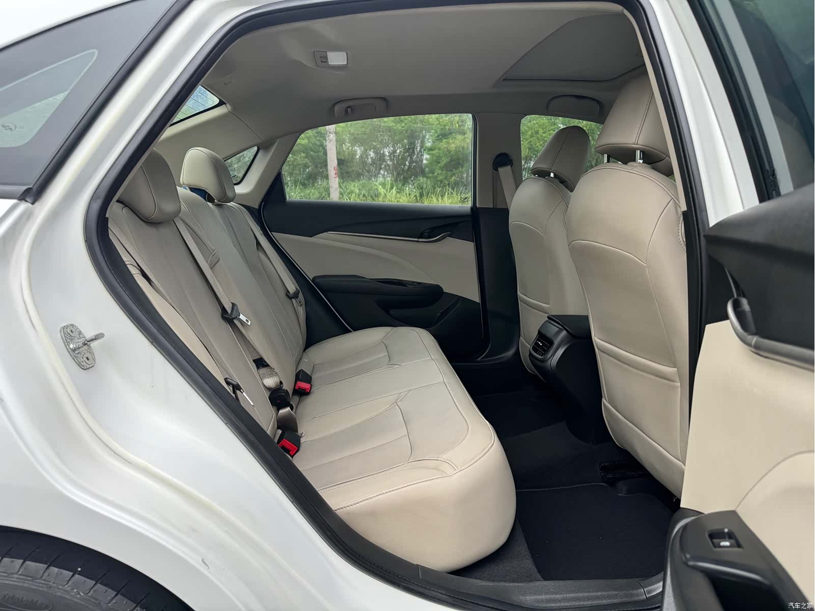 Buick V, 2019 8