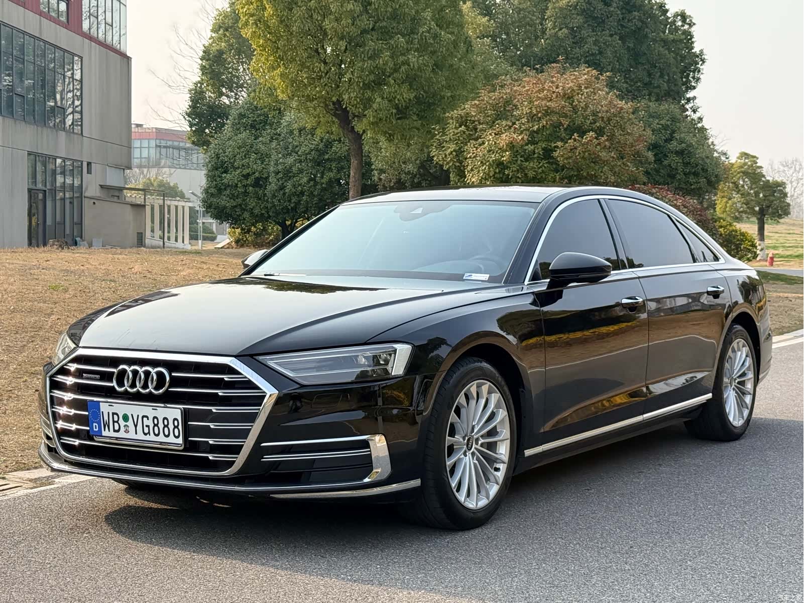 Audi A8L, 2022 1