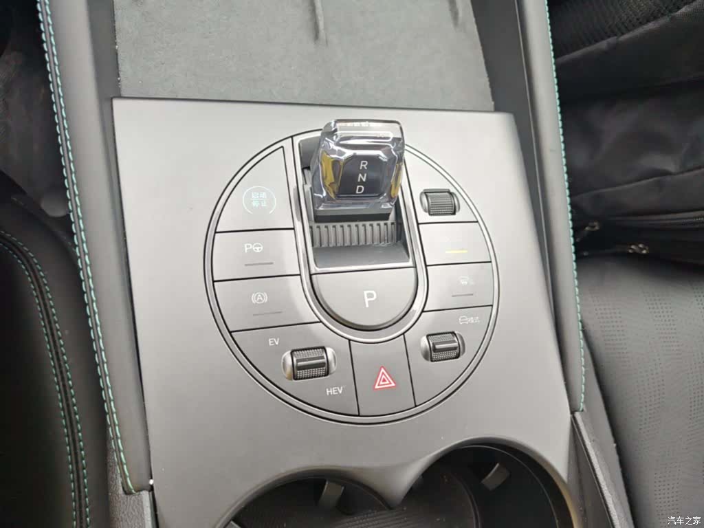 BYD Seal, 2025 14