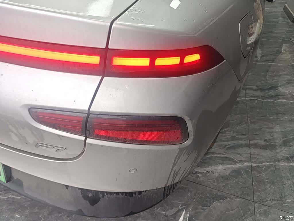 Xpeng P7, 2023 8
