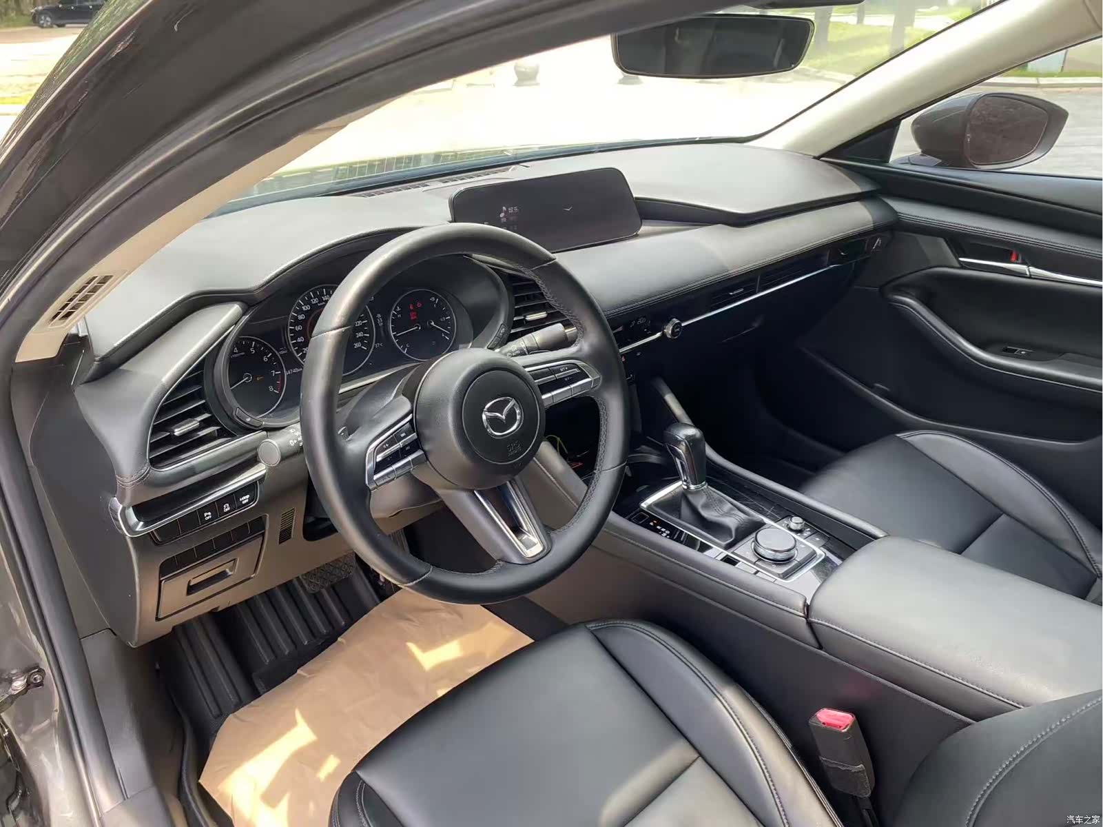 Mazda Mazda3, 2021 13