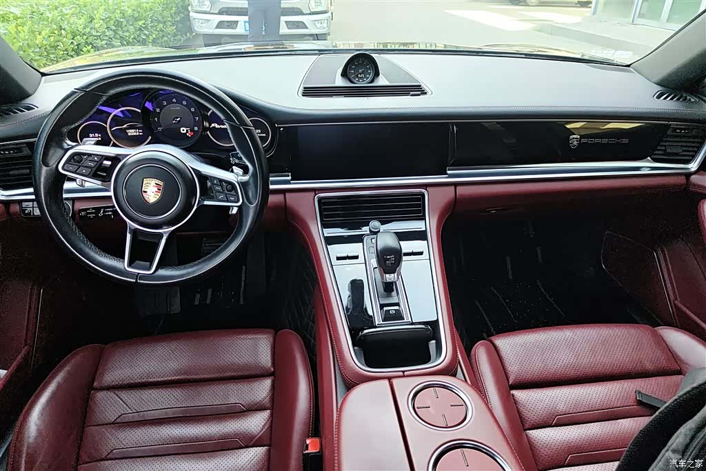 Porsche Panamera, 2019 12