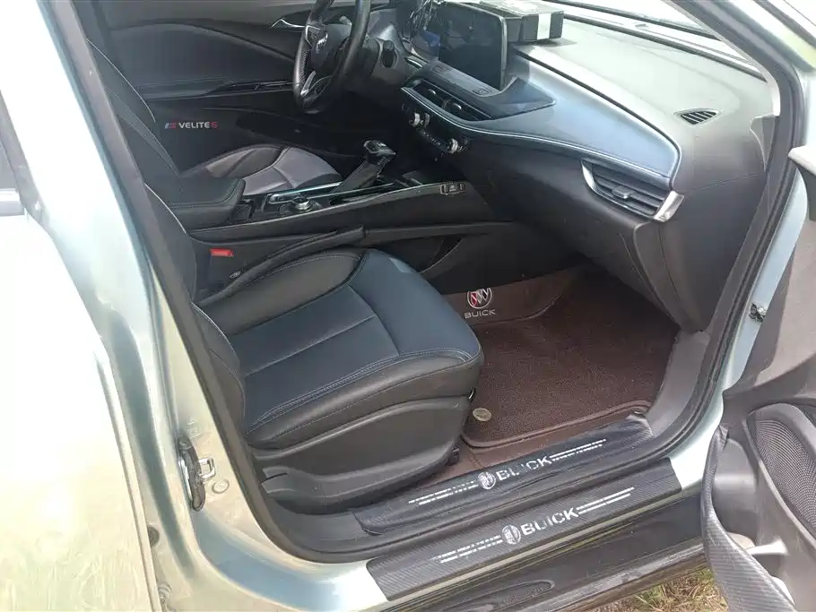 Buick Slightly blue 6