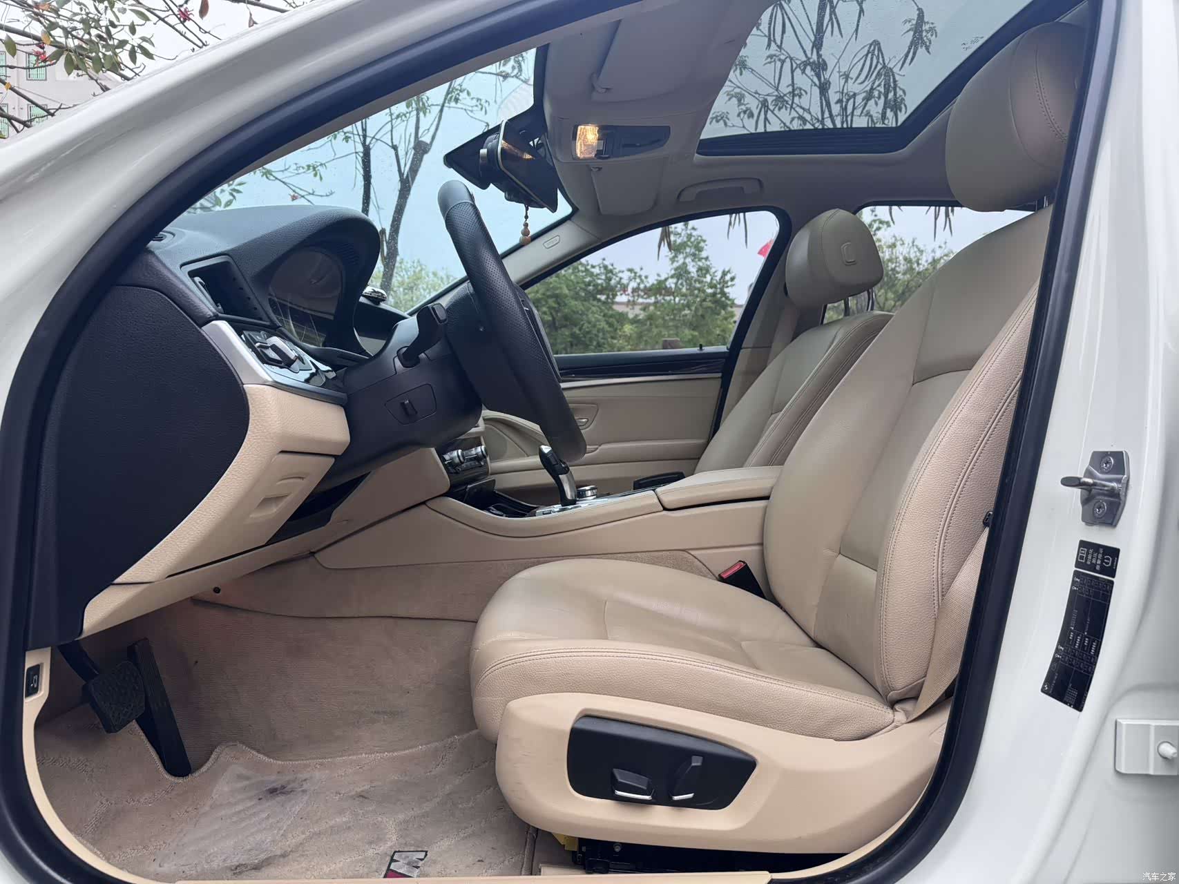 BMW 5 Series, 2014 6
