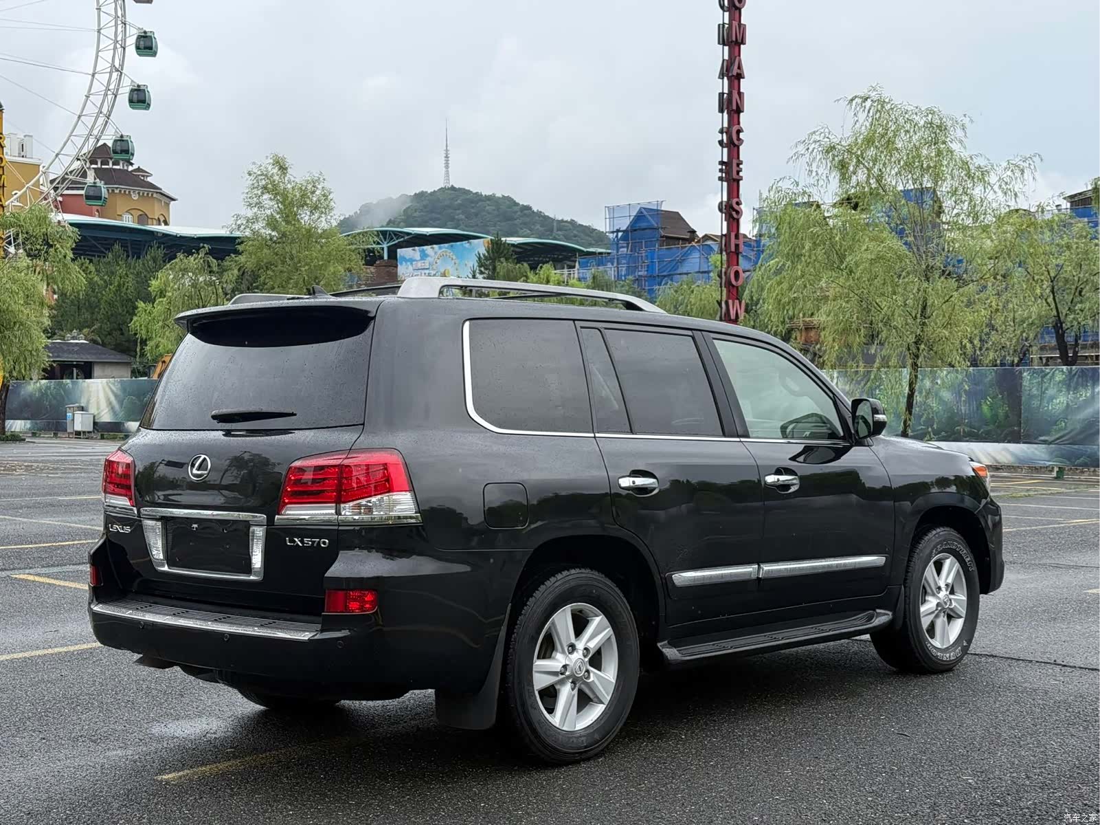 Lexus LX, 2012 3