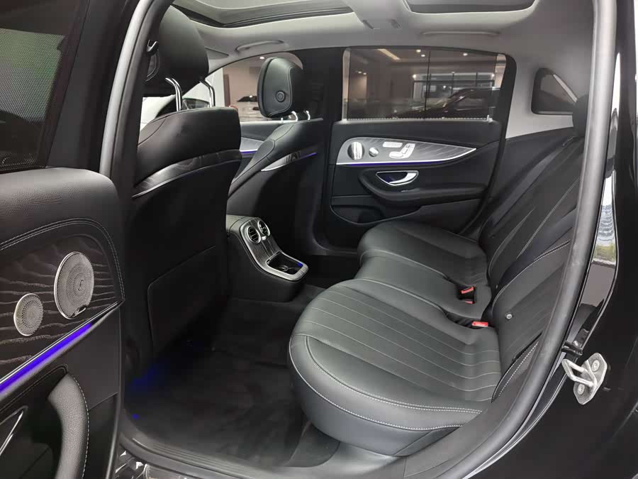 Mercedes-Benz E-Class 2021, фото 8