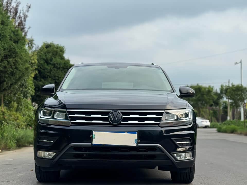 Volkswagen Tiguan L