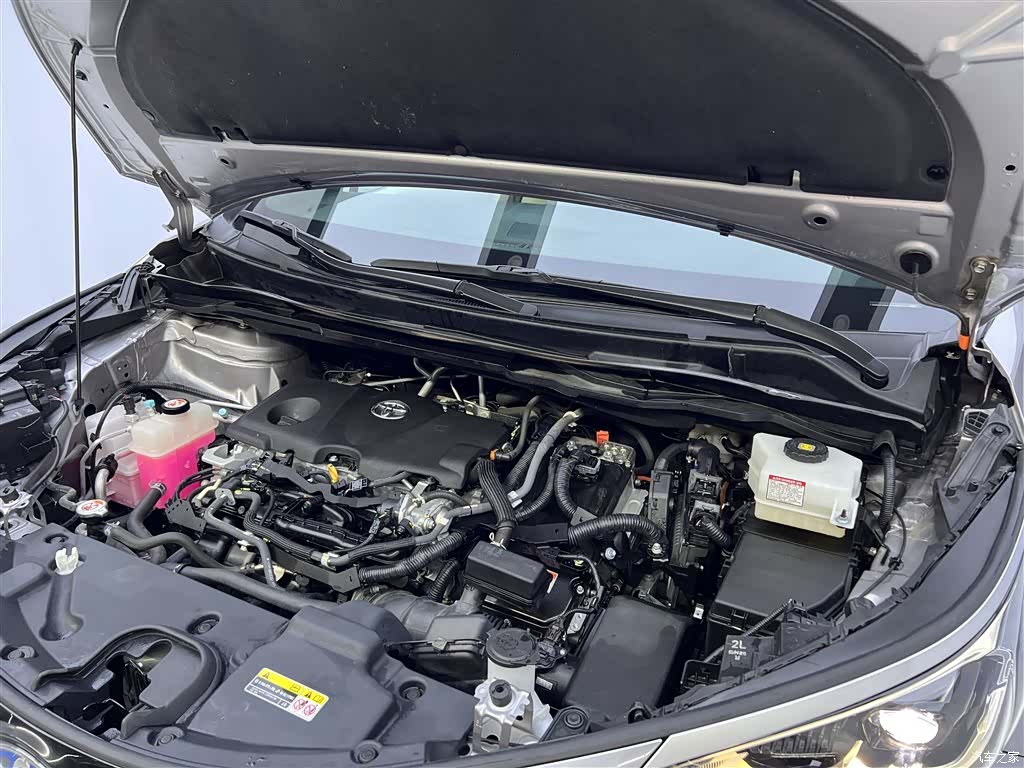 Toyota Granvia, 2024 12