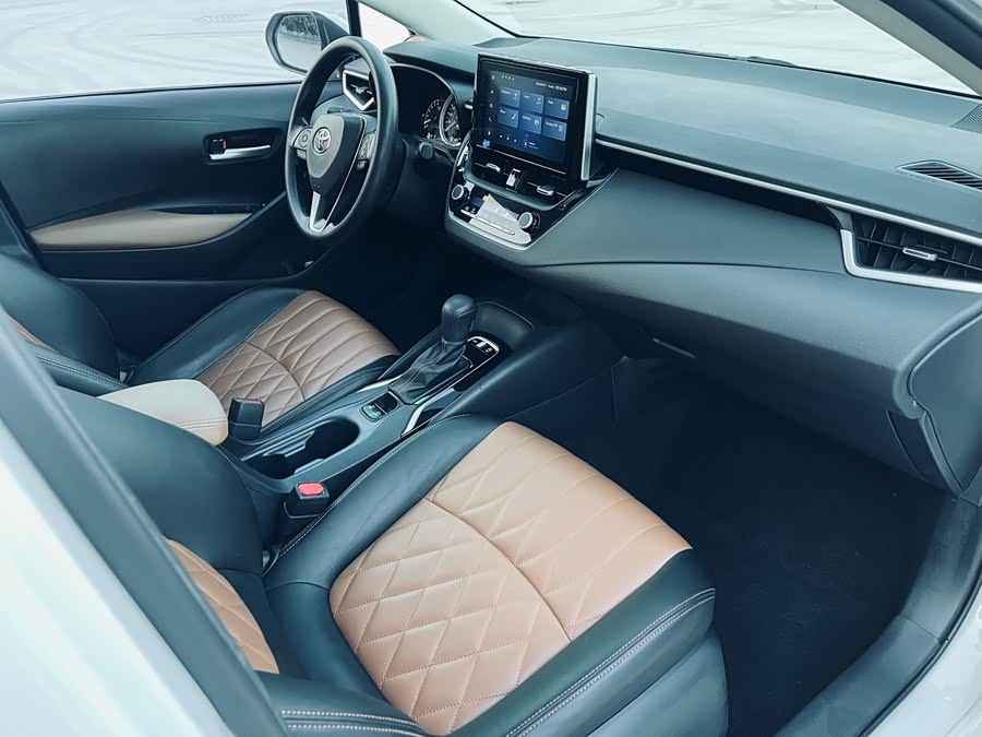 Toyota Corolla 2022, фото 14
