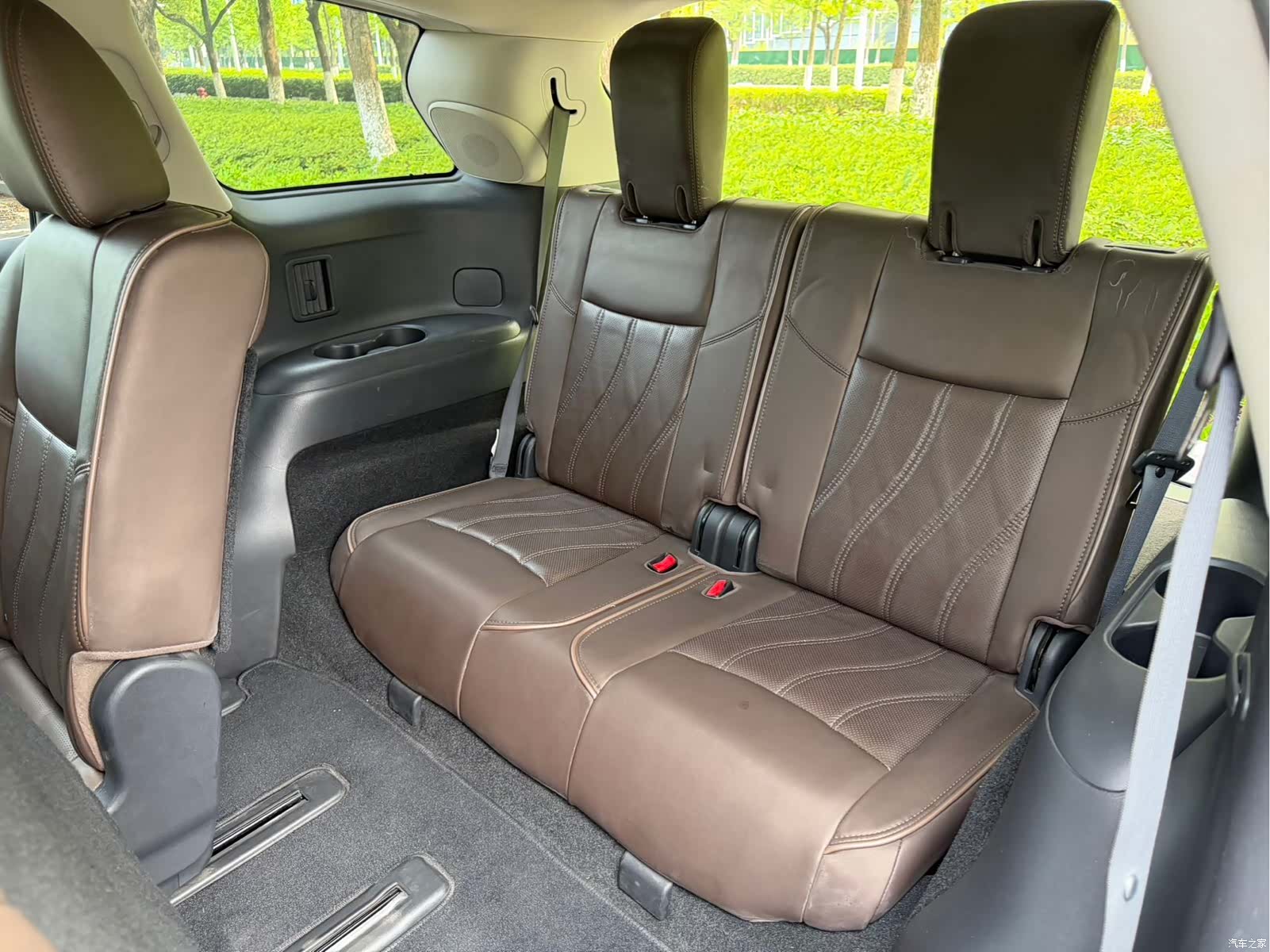 Infiniti JX35, 2013 15