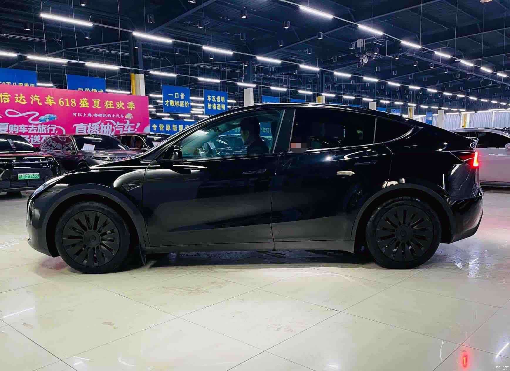 Tesla Model Y, 2024 все фото