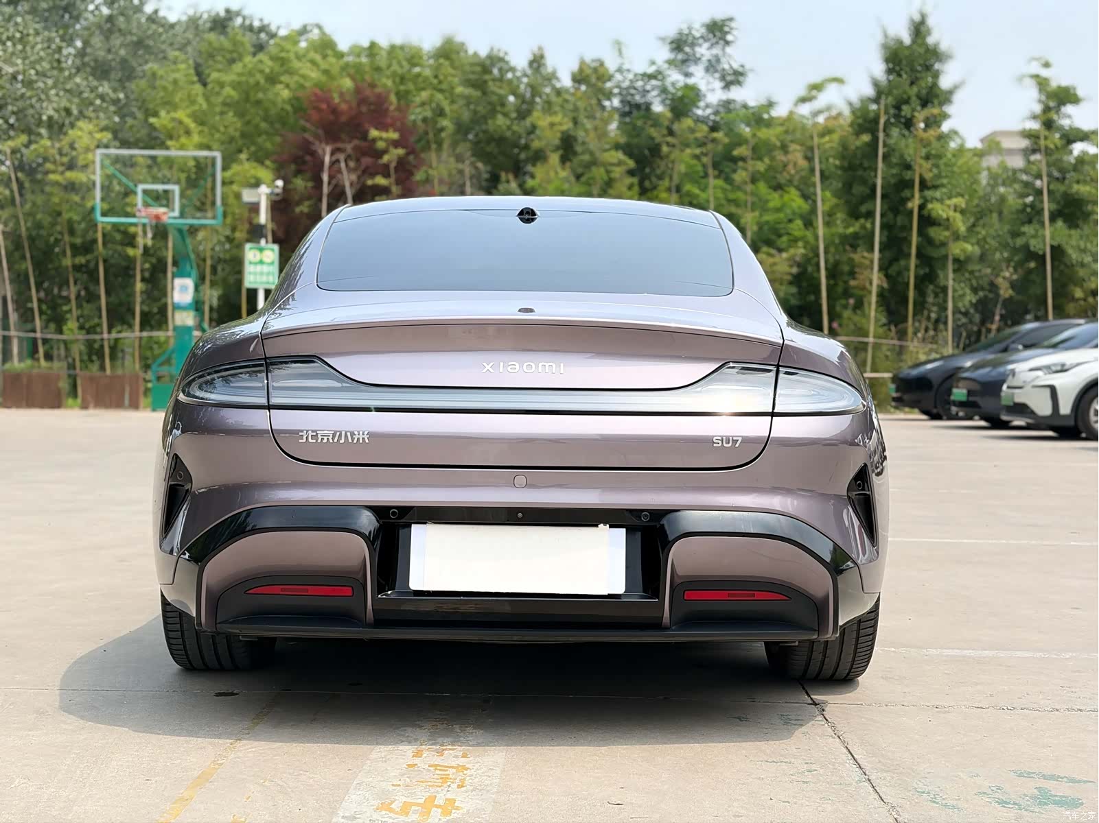 Xiaomi SU7, 2024 10