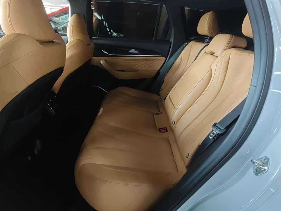 Geely Monjaro plug-in-hybrid