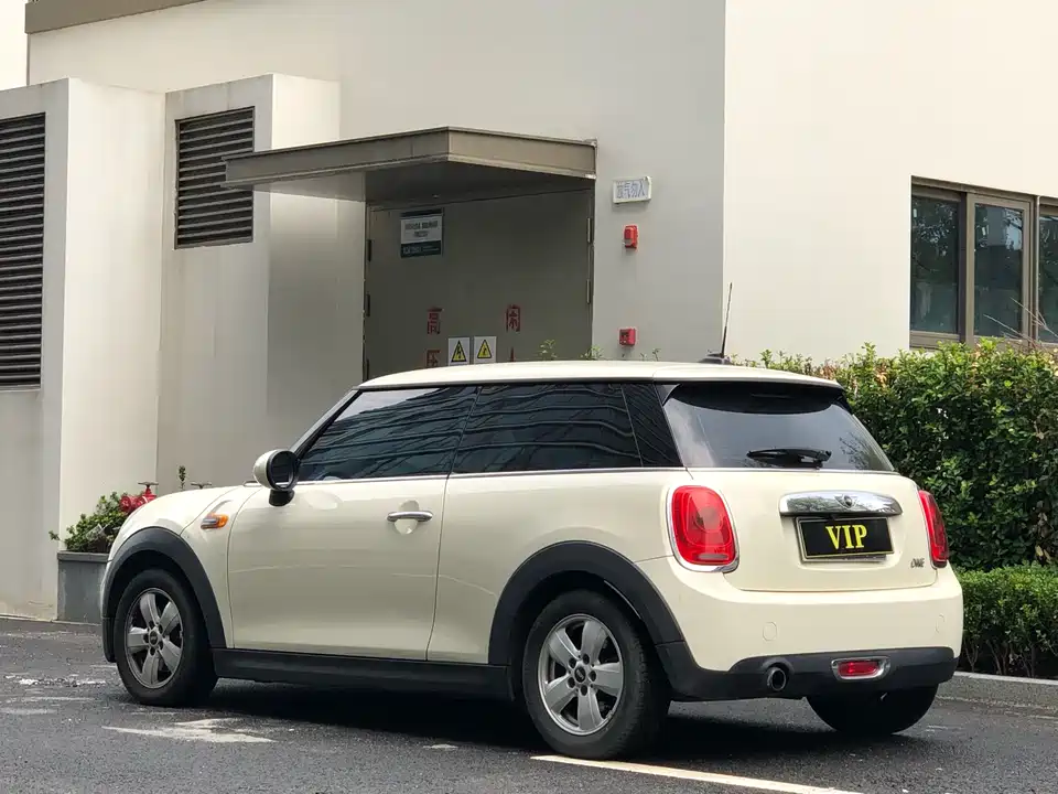 MINI MINI