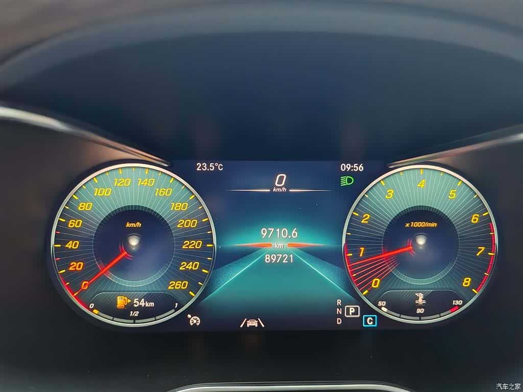 Mercedes-Benz GLC, 2020 15