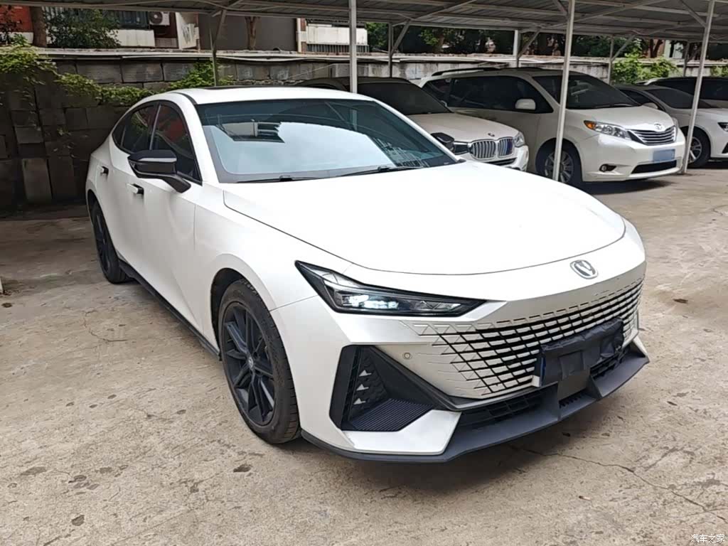 Changan UNI-V, 2022 4