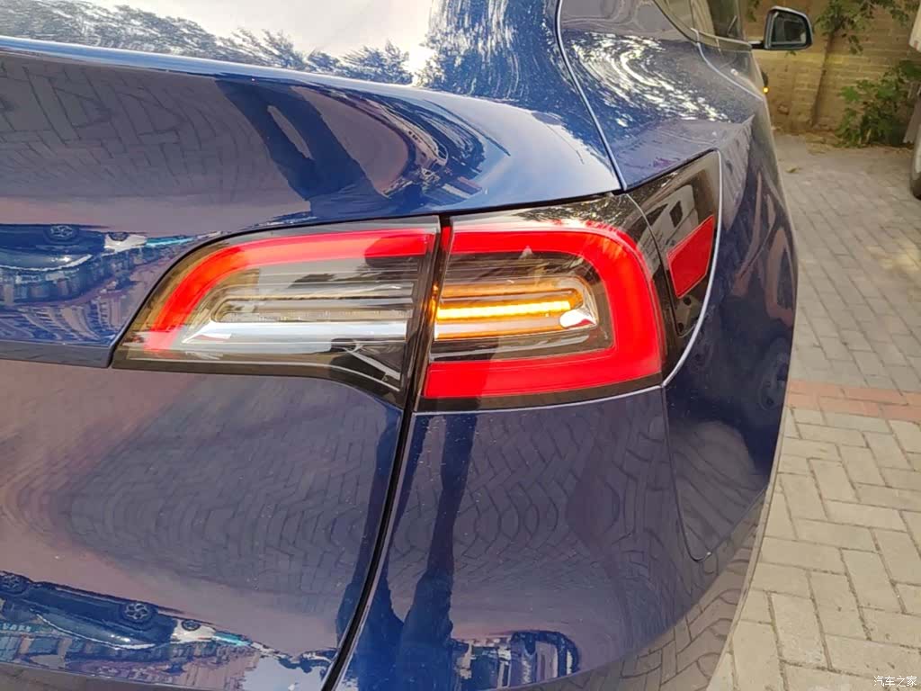 Tesla Model Y, 2021 8