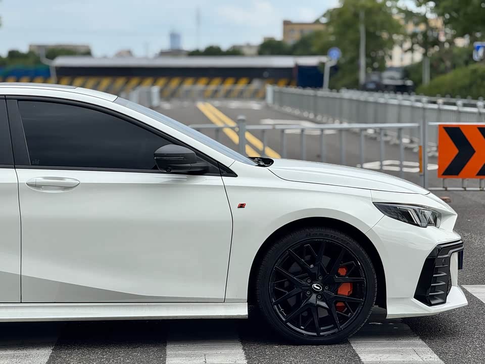 Trumpchi Shadow Leopard