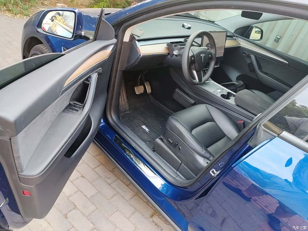 Tesla Model Y, 2021 16