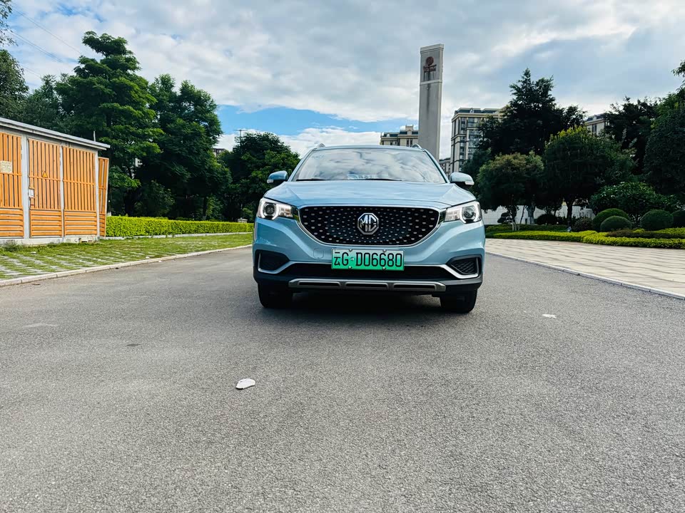 MG EZS pure electric