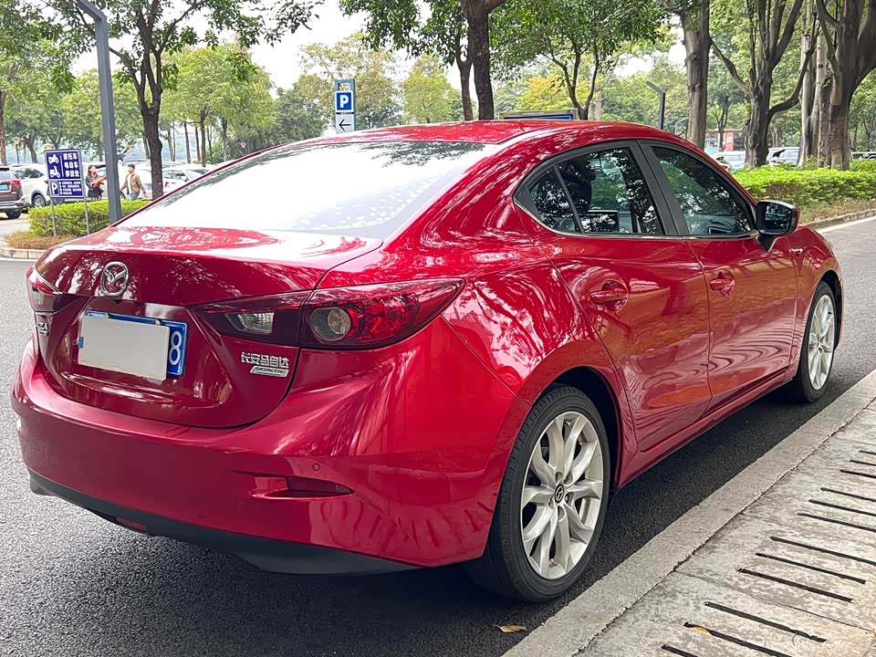 Mazda 3 Angkesaila