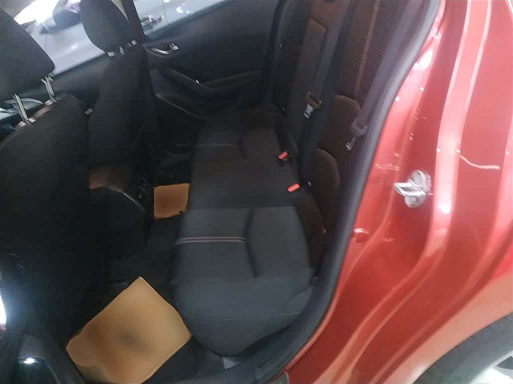 Mazda Mazda3, 2017 17