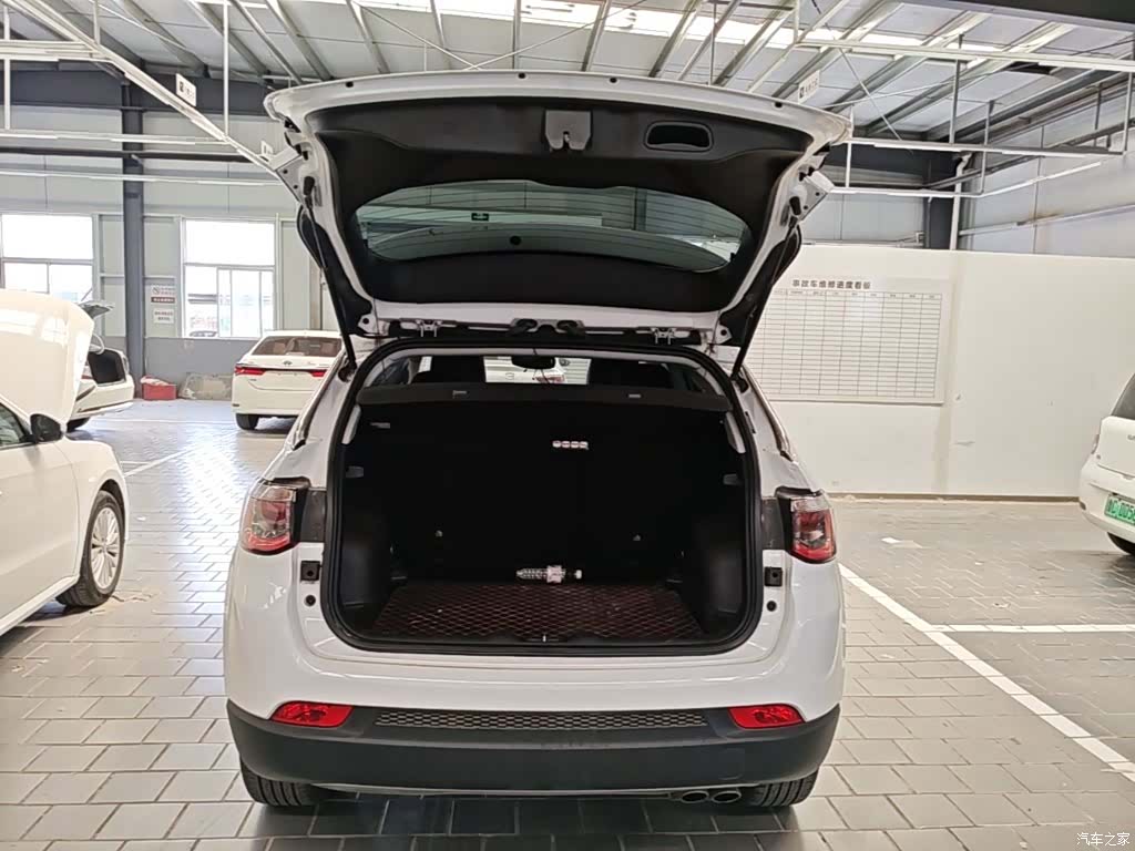Jeep Compass, 2020 19