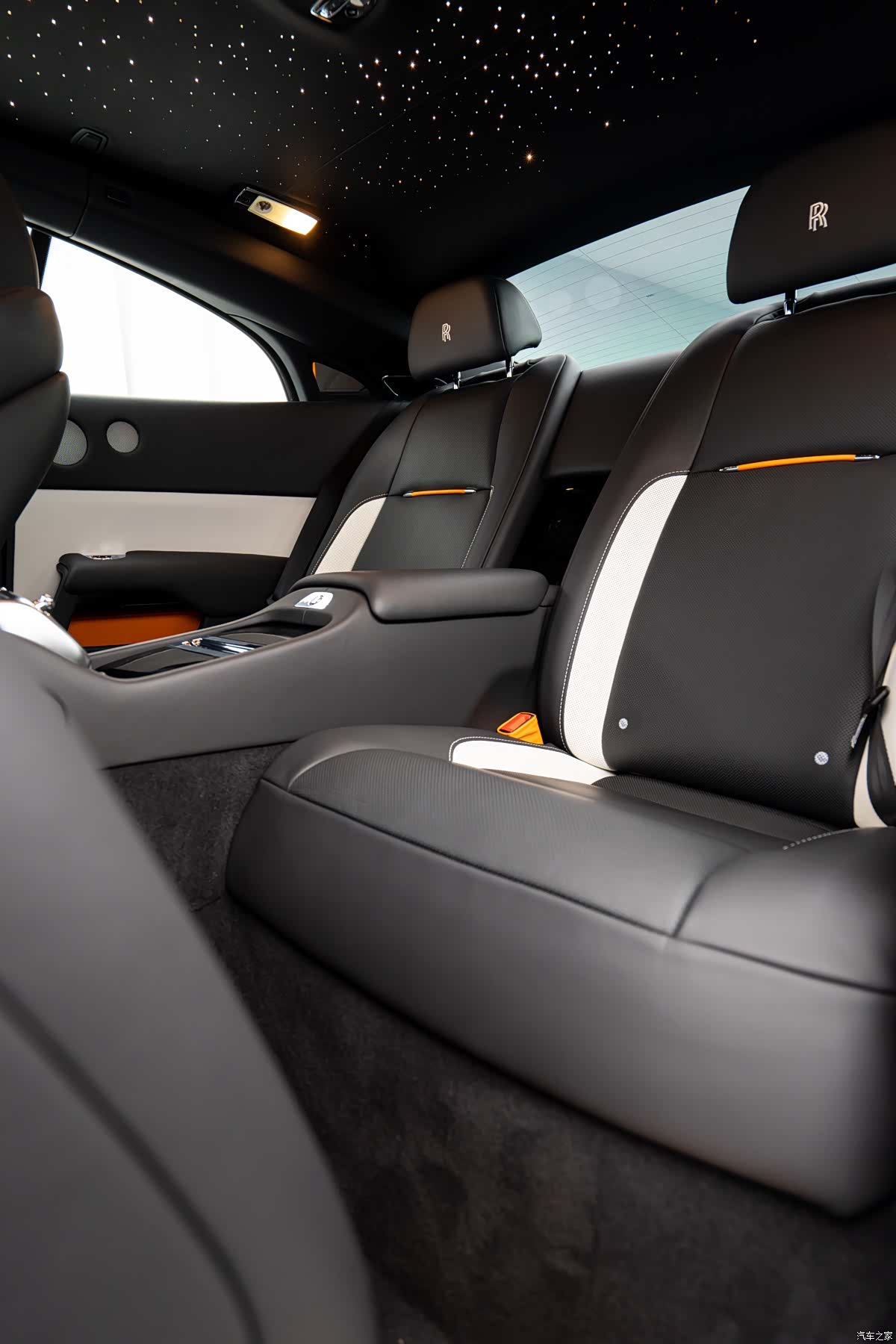 Rolls-Royce Wraith, 2016 14